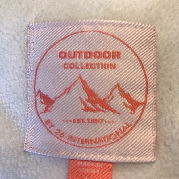 Outdoor Collection Womens zipper jacket, size Large. - Picture 6 of 6